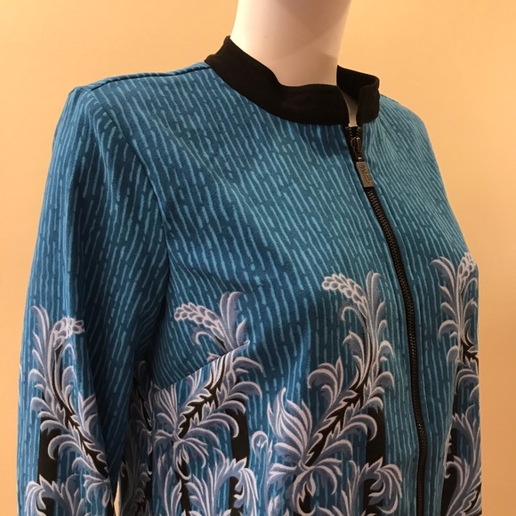 Bob Mackie Wearable Art Jacket Blue Zipper Closure - Picture 2 of 15